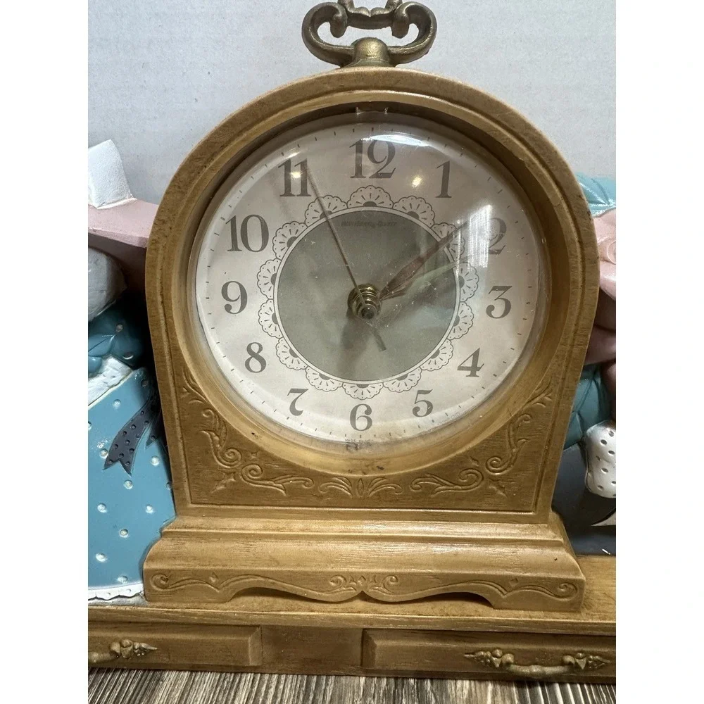 VTG Burwood Cat/kitten Country Clock WORKS‎